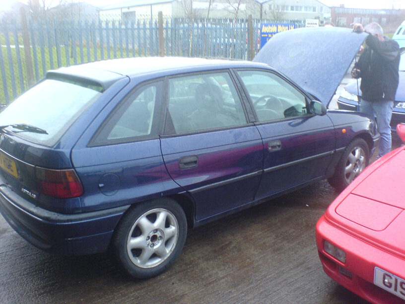 specblue03.JPG