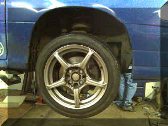 z0-wheelswap.jpg (640083 bytes)